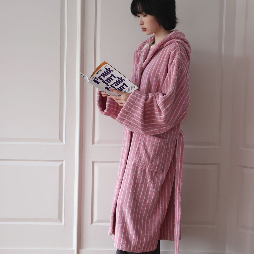 Cowace Loose Pinstriped Hooded Tie Bathrobe